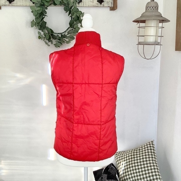 Brookes brothers red puffer vest size large - Picture 3 of 8